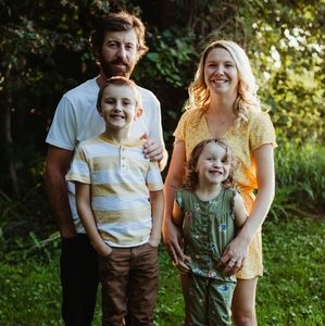 Meet your Posher, April